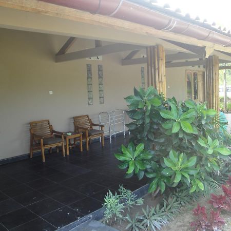 Villa Surga Sumbawa Sekongkang Exterior photo
